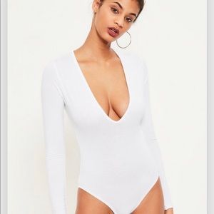 NWT Missguided v neck bodysuit size 2